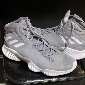 Adidas 2018 pro bounces